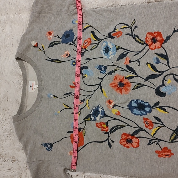 Sundry Gray Floral Embroidered Sweatshirt - Picture 7 of 13